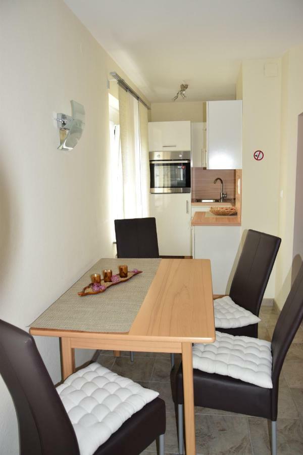 Appartement Stichauner Tschoran Eksteriør bilde